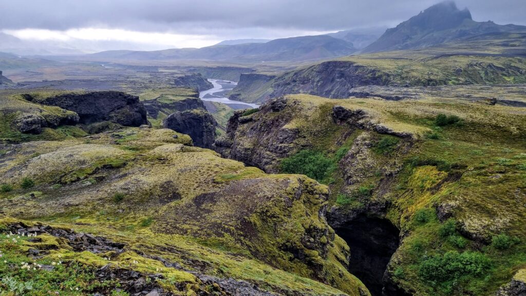 Markarfljótsgljúfur canyon - Laugavegur Trail - All the way - Guided and supported trek